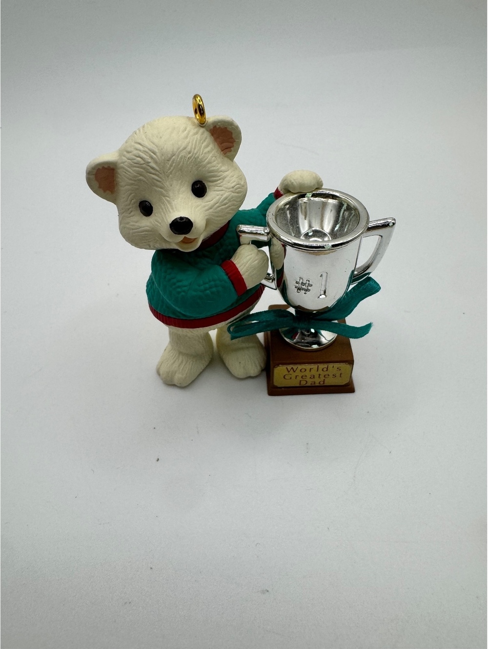 1994 Vintage Polar Bear Holding #1 World's Greatest Dad Trophy Ornament